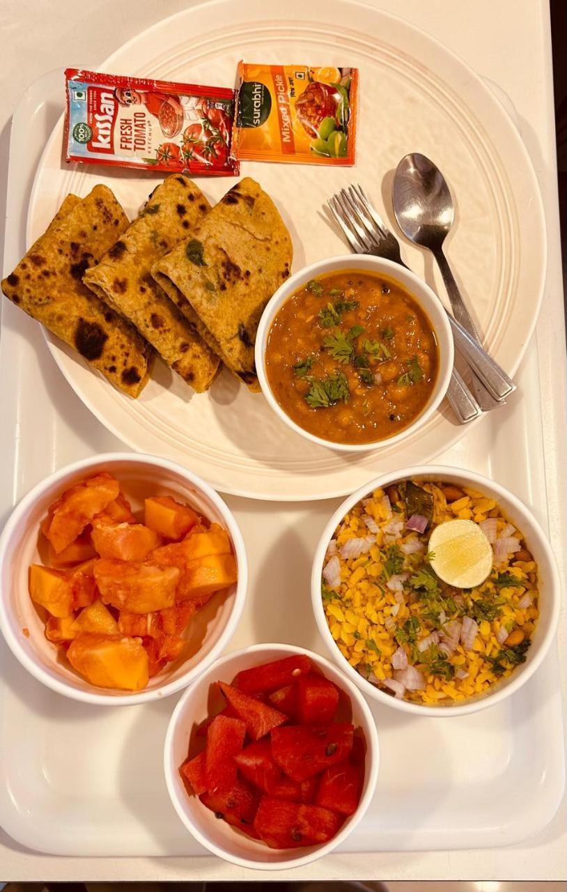Hotel Embassy Park - Bkc Mumbai Eksteriør bilde